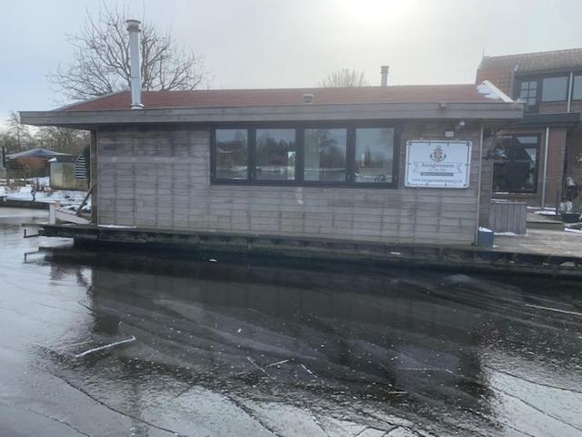 Aangenaam Op De Rijn, Woonboot, Inclusief Prive Sauna อัลเพน อาน เดน ไรจ์น ภายนอก รูปภาพ